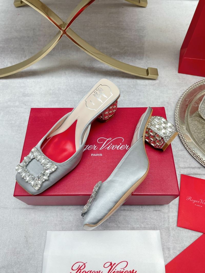 Roger Vivier flat shoes